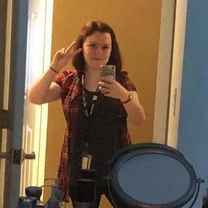 Meet your Posher, Abbey